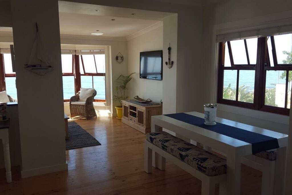 18 Steps - Seaside Cottage With Breathtaking Views Kaapstad Buitenkant foto
